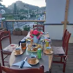 Toska Πανσιόν Μπεράτ