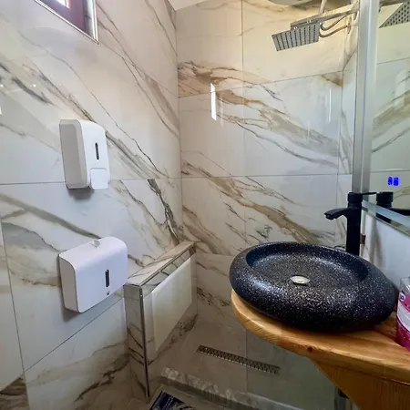 Toska Gæstehus Berat